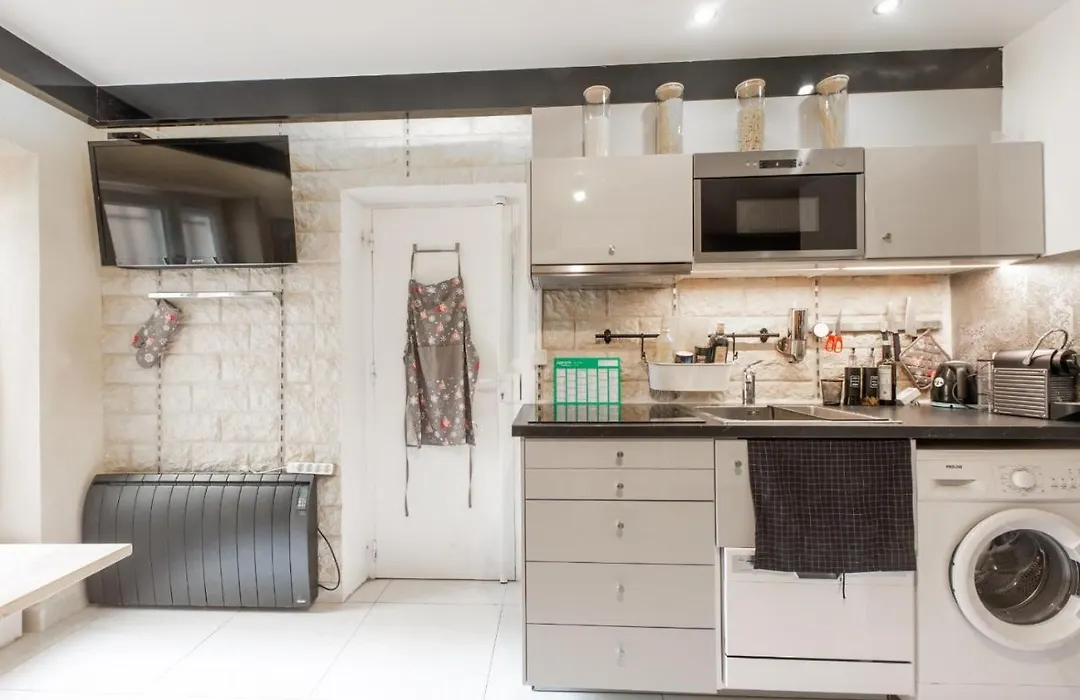 Studio a Paris et désinfection rigoureux du logis-1